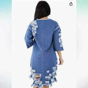 Vibrant MIU Distressed Denim 3/4 Sleeve High Low Dress.‎ Size Small. NWT.